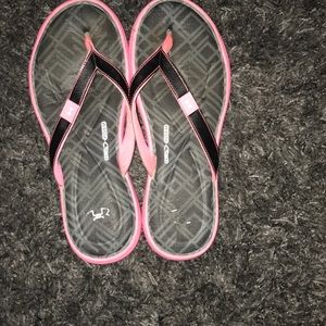 Under armor women’s flip-flops